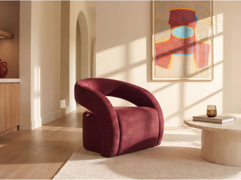 Fauteuil LUCIOTA Maison Céphy en tissu chenille bordeaux au design élégant pour salon moderne